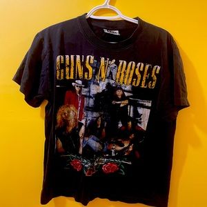 Mens medium vintage guns n roses tee